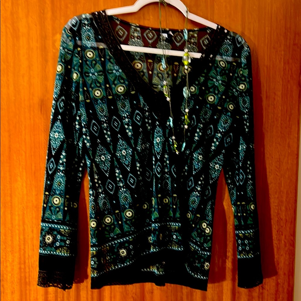 Patterned V-Neck Women's Top